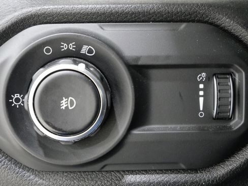 Used 2024 Jeep Wrangler Unlimited Sport AWD/4WD image 15
