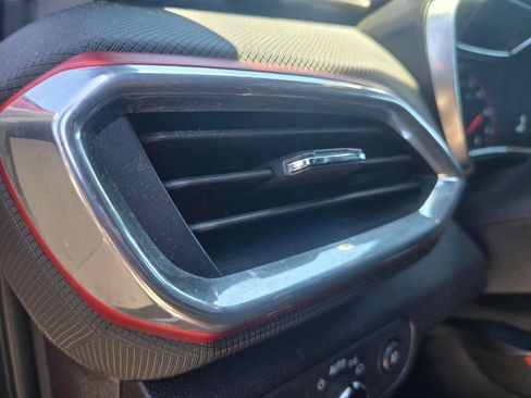 Used 2022 Chevrolet TrailBlazer RS FWD image 12