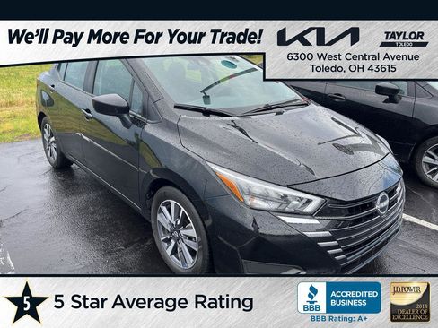 Used 2025 Nissan Versa SV FWD image 1