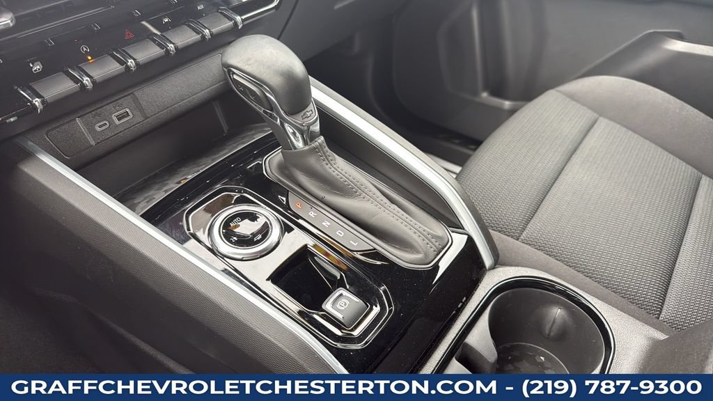 Used 2024 Chevrolet Colorado LT w/ LT Convenience Package II AWD/4WD image 30