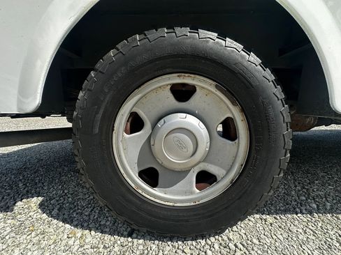 Used 2005 Ford F250 XLT RWD image 37