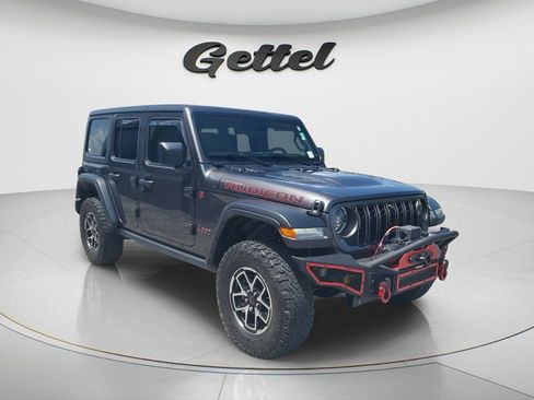 Used 2024 Jeep Wrangler Unlimited Rubicon w/ Technology Group AWD/4WD image 3