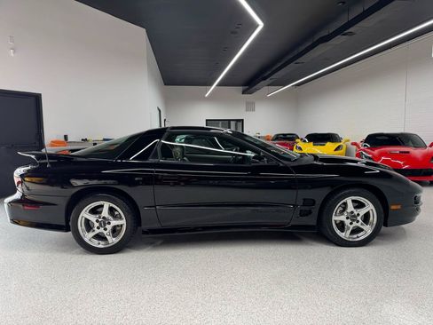 Used 1999 Pontiac Firebird Formula RWD image 18