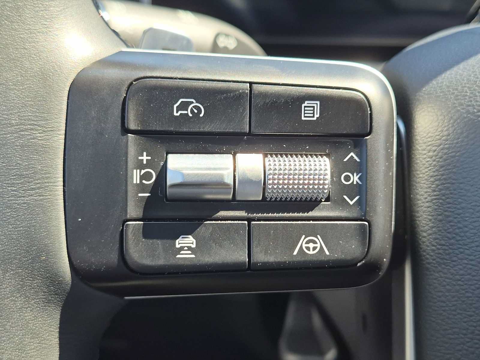 Certified 2026 Hyundai Santa Fe SEL FWD image 23