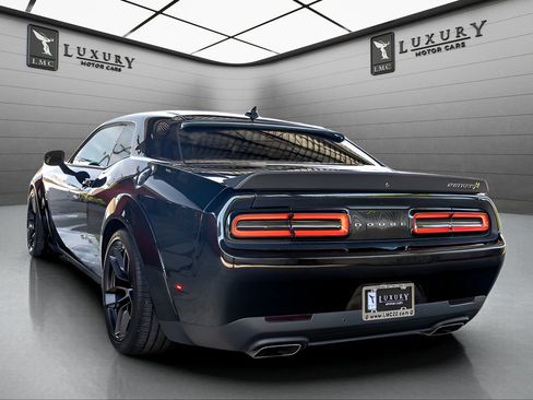 Used 2023 Dodge Challenger R/T Scat Pack RWD image 6