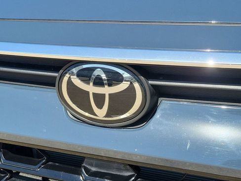 Used 2025 Toyota Grand Highlander AWD image 30