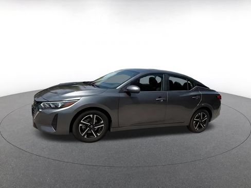 Used 2025 Nissan Sentra SV FWD image 6