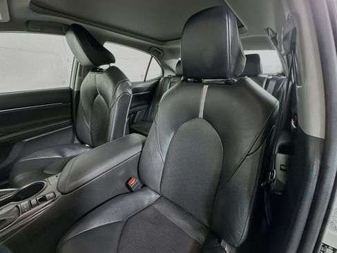 Used 2021 Toyota Camry XSE image 20