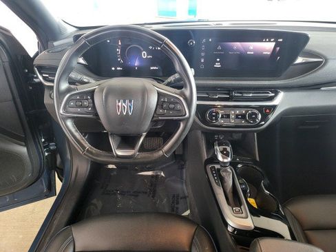 Used 2024 Buick Envista Sport Touring w/ Convenience I Package image 4