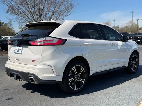 Used 2019 Ford Edge ST w/ Equipment Group 401A image 6
