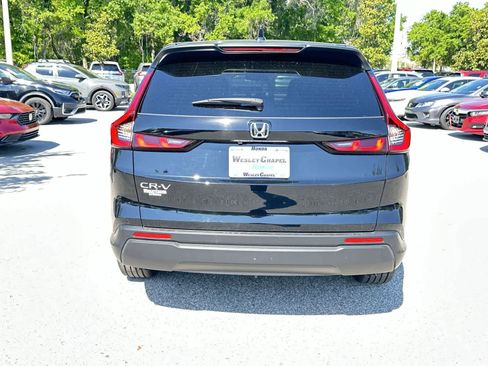 Used 2025 Honda CR-V LX image 5
