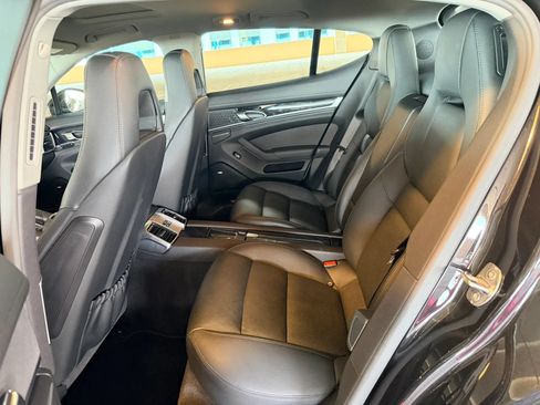 Used 2014 Porsche Panamera S RWD image 13