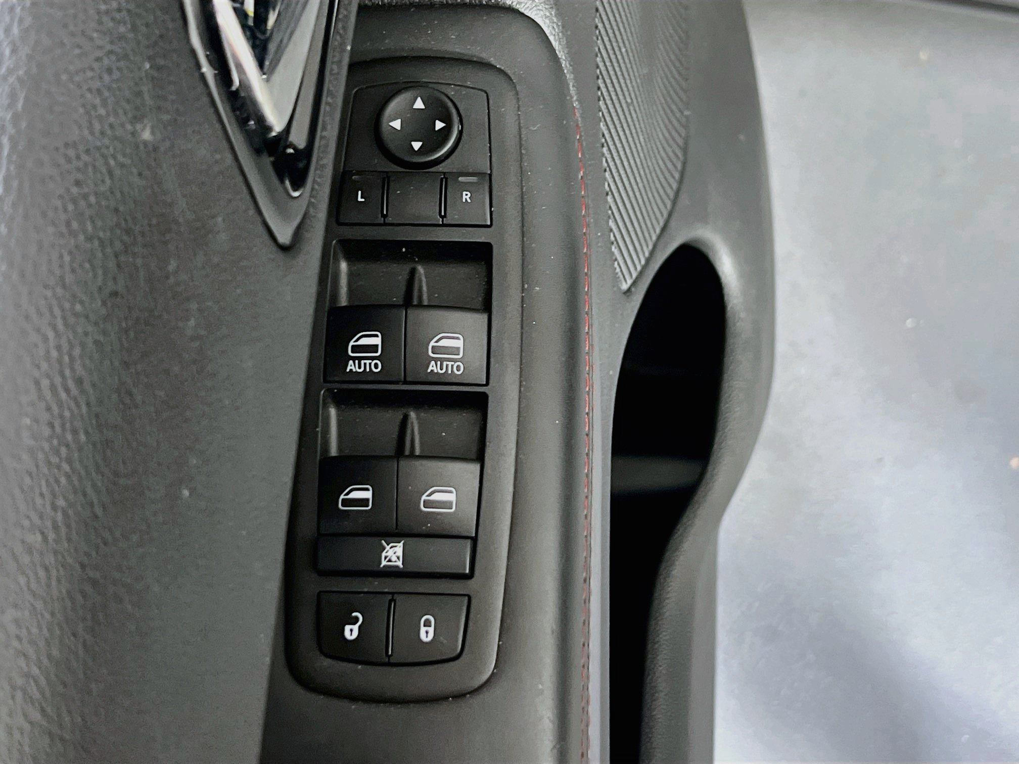 Used 2023 Dodge Durango GT AWD/4WD image 18