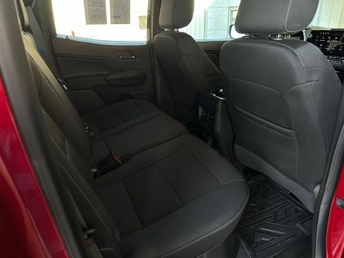 Used 2024 GMC Canyon Elevation w/ Convenience Package image 17