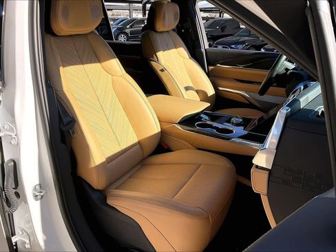 Used 2025 Cadillac Escalade IQ Sport 2 image 8