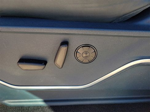 Used 2024 Ford F250 Limited image 20