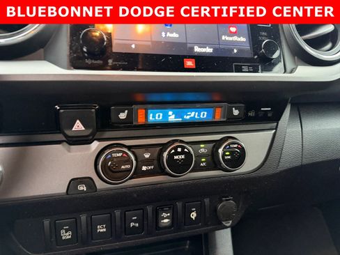 Used 2016 Toyota Tacoma TRD Sport RWD image 17