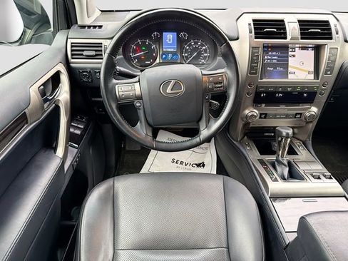 Used 2018 Lexus GX 460 w/ Navigation Package AWD/4WD image 24
