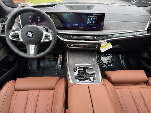 New 2027 BMW X7 xDrive40i AWD/4WD image 2