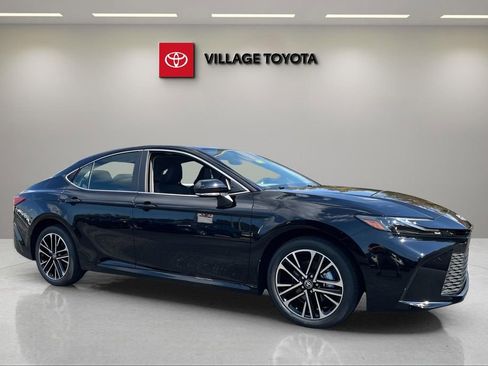 New 2026 Toyota Camry XLE image 7