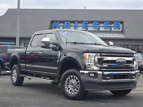 Certified 2022 Ford F250 XLT w/ XLT Premium Package image 2