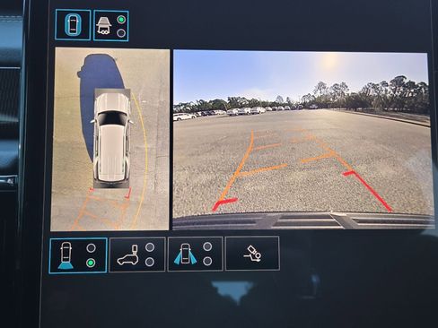 New 2026 GMC Yukon Elevation image 10