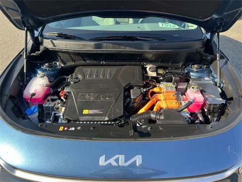 Certified 2025 Kia Niro EX image 25