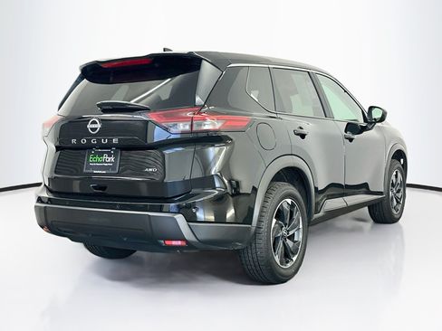 Used 2025 Nissan Rogue SV AWD/4WD image 9
