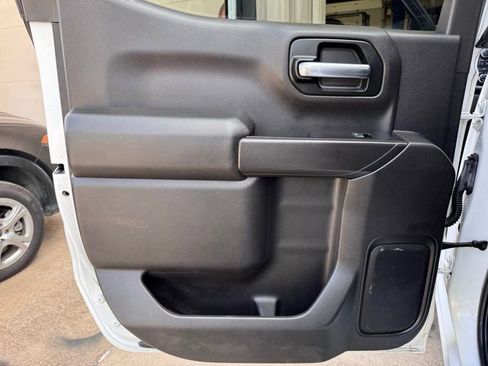 Used 2019 Chevrolet Silverado 1500 LT w/ All-Star Edition AWD/4WD image 21