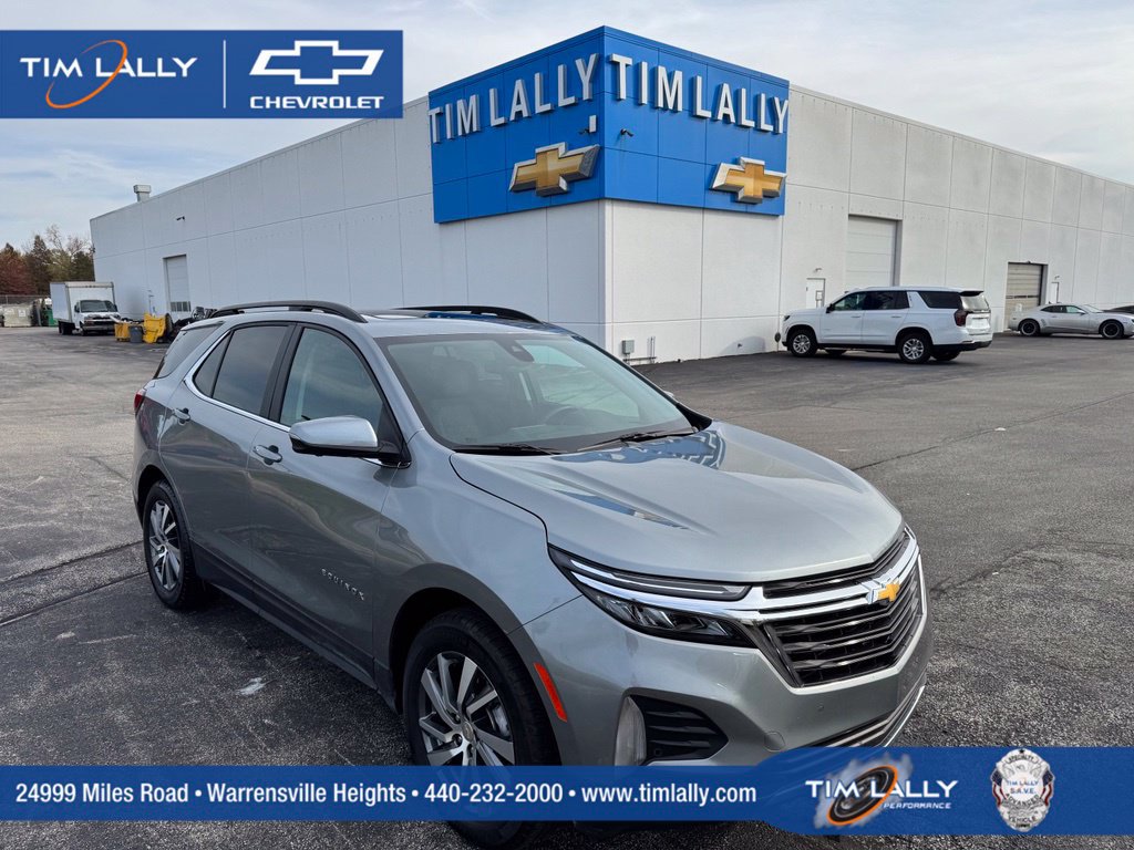 Used 2024 Chevrolet Equinox LT AWD/4WD image 1