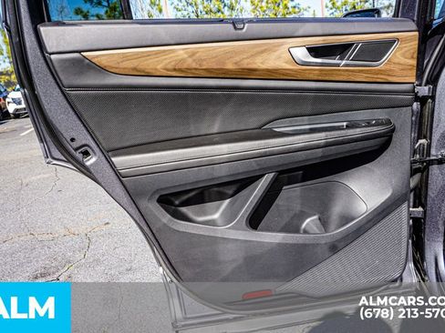 Used 2024 Volkswagen Atlas SE image 54