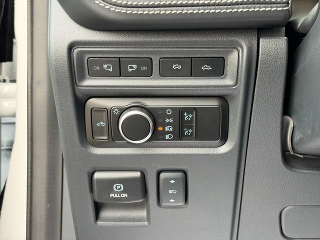 Used 2023 Ford F150 Lightning Platinum AWD/4WD image 53