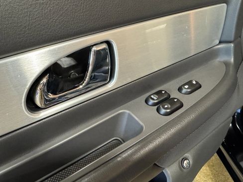 Used 2002 Ford Thunderbird image 45