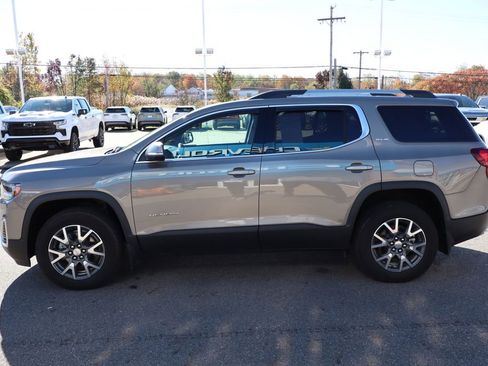 Used 2023 GMC Acadia SLE w/ Driver Convenience Package image 31