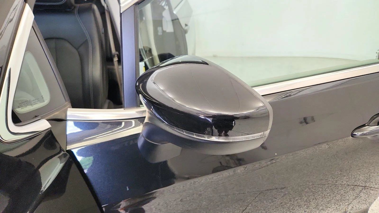 Used 2023 Chrysler Pacifica Touring-L FWD image 39