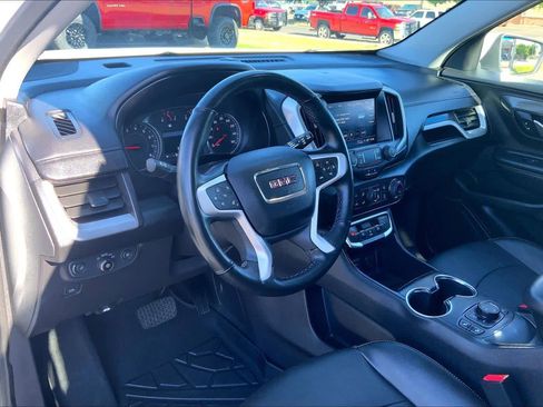 Used 2024 GMC Terrain SLT AWD/4WD image 18