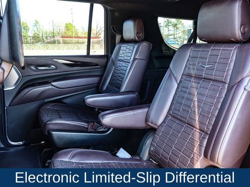 Used 2021 Cadillac Escalade ESV Sport Platinum w/ LPO, ONYX Package image 12