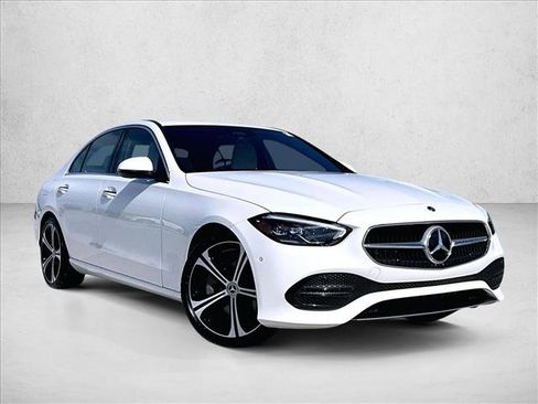 Used 2025 Mercedes-Benz C 300 Sedan image 12