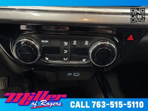 Used 2025 Chevrolet Trax ACTIV w/ Driver Confidence Package image 16