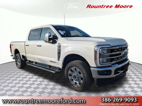 Used 2024 Ford F250 Lariat w/ Chrome Package image 1
