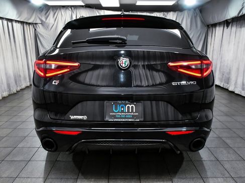 Used 2023 Alfa Romeo Stelvio Veloce image 5