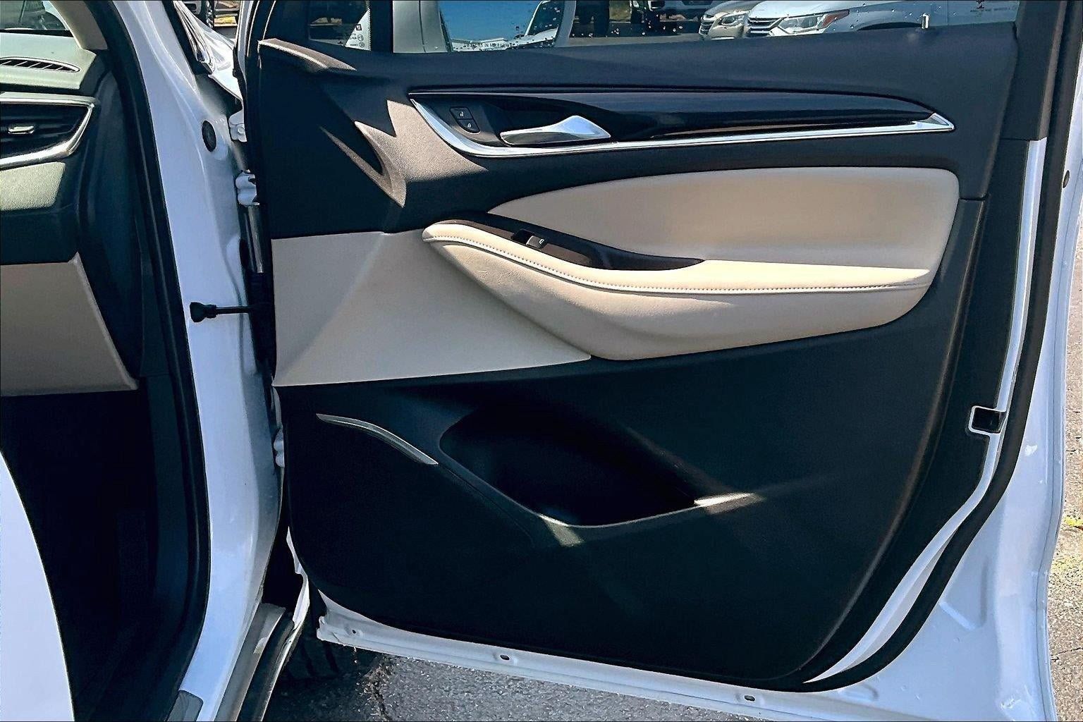 Used 2020 Buick Enclave Essence w/ LPO, Floor Liner Package FWD image 27