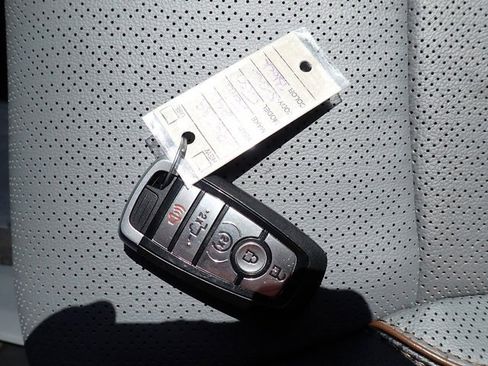 Certified 2024 Ford F150 Lariat image 30