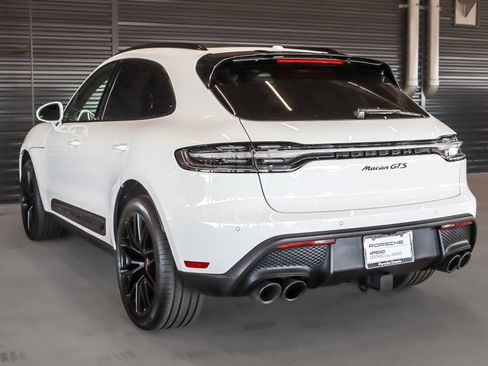 Used 2025 Porsche Macan GTS image 3