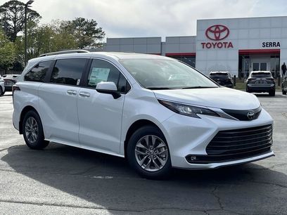 New 2026 Toyota Sienna XLE