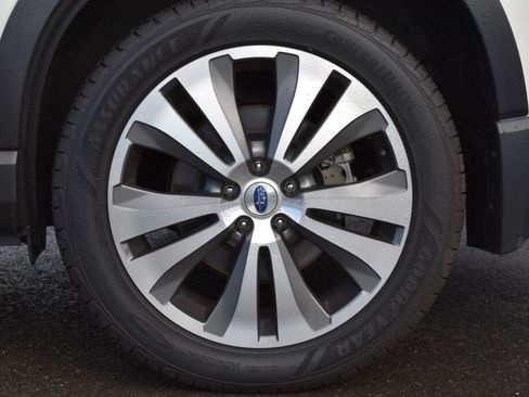 Used 2020 Subaru Ascent Limited w/ Technology Package image 13