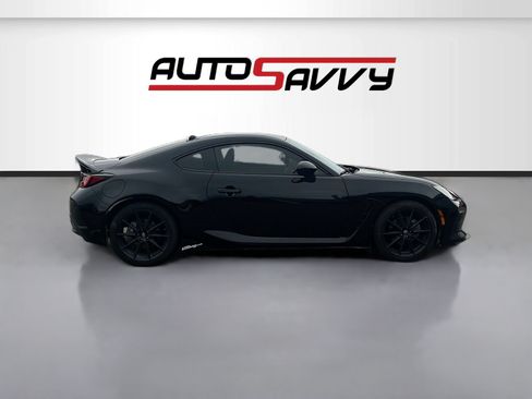 Used 2023 Toyota GR86 Premium RWD image 8