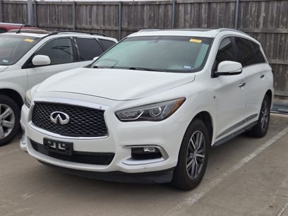 Used 2016 INFINITI QX60 FWD w/ Premium Package