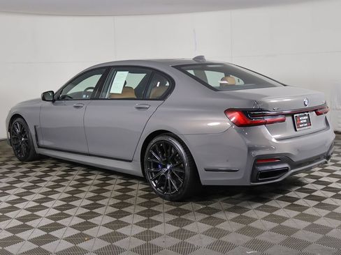 Used 2022 BMW 750i xDrive w/ Executive Package AWD/4WD image 15
