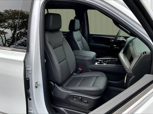 New 2026 Chevrolet Tahoe LT w/ Comfort Package AWD/4WD image 5
